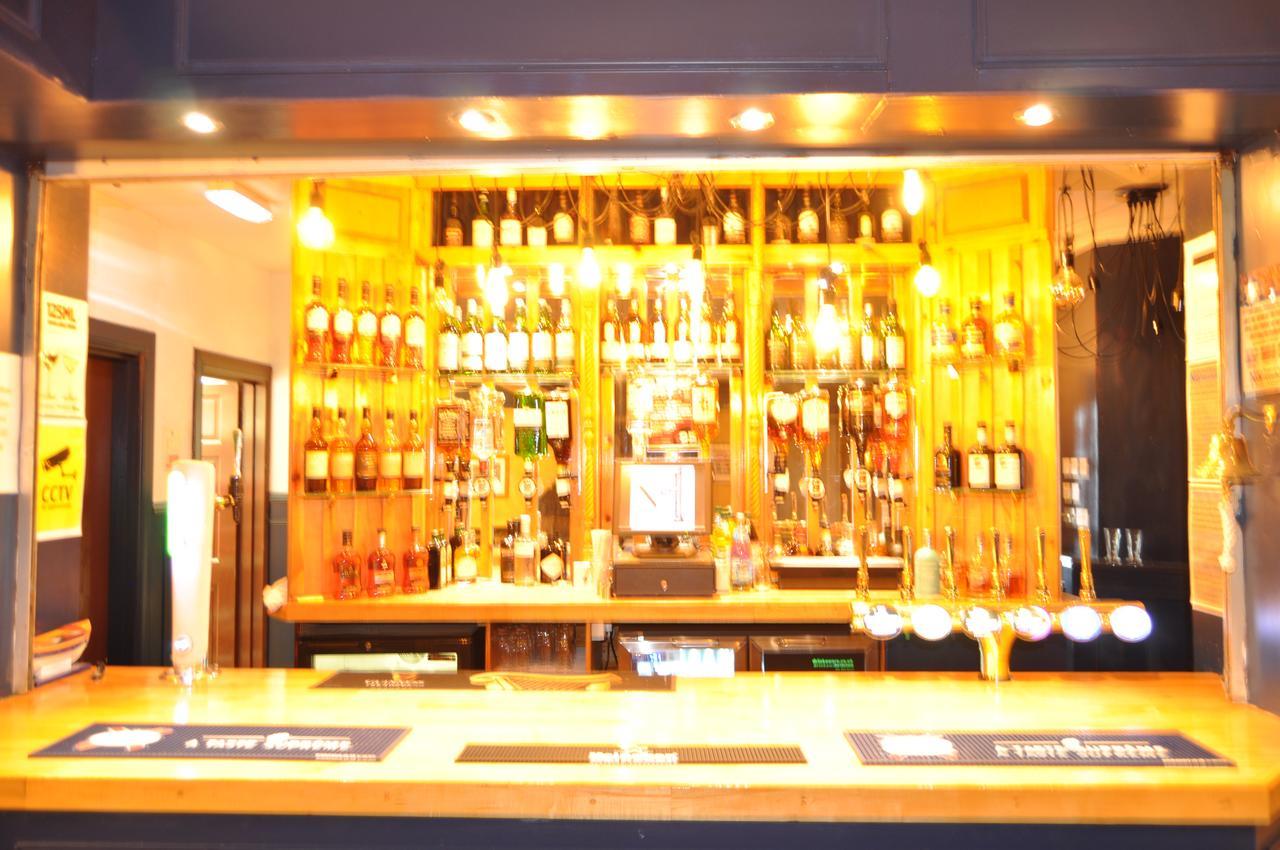 No. 1 Charlotte Street Hotel Port Ellen Kültér fotó
